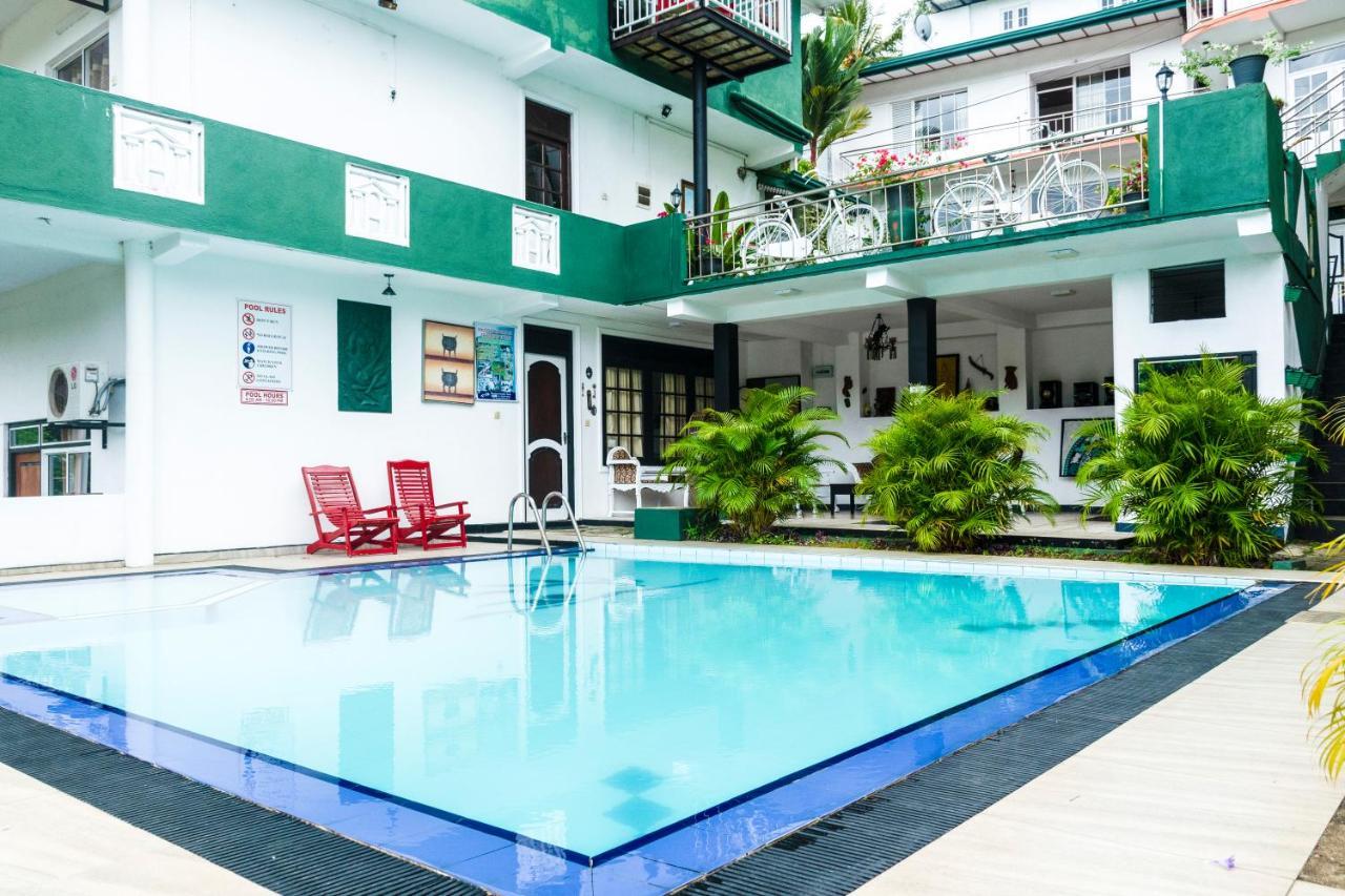 Kandy Riverside Villa Экстерьер фото