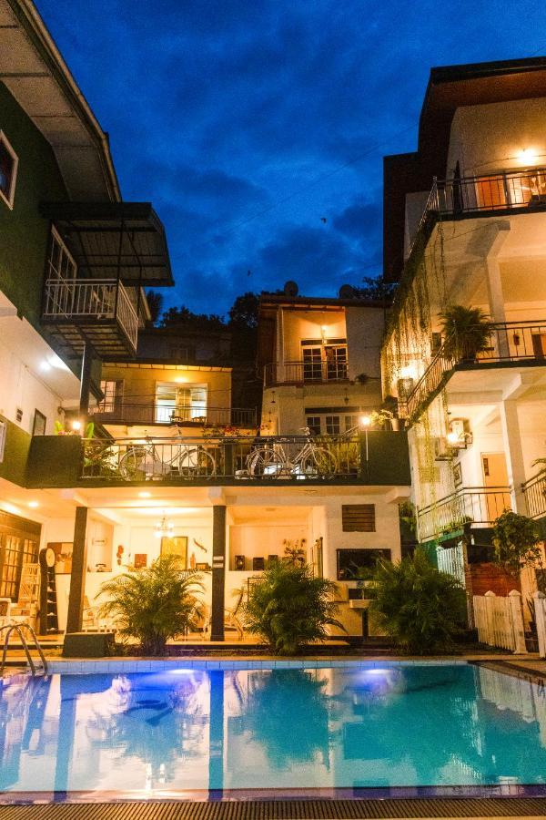 Kandy Riverside Villa Экстерьер фото